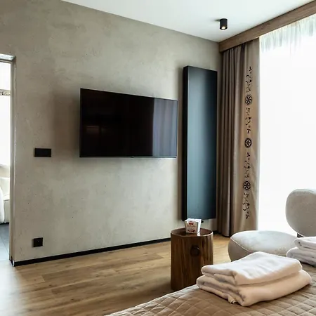 Sosnica & Penthouse شقة فندقية 4*